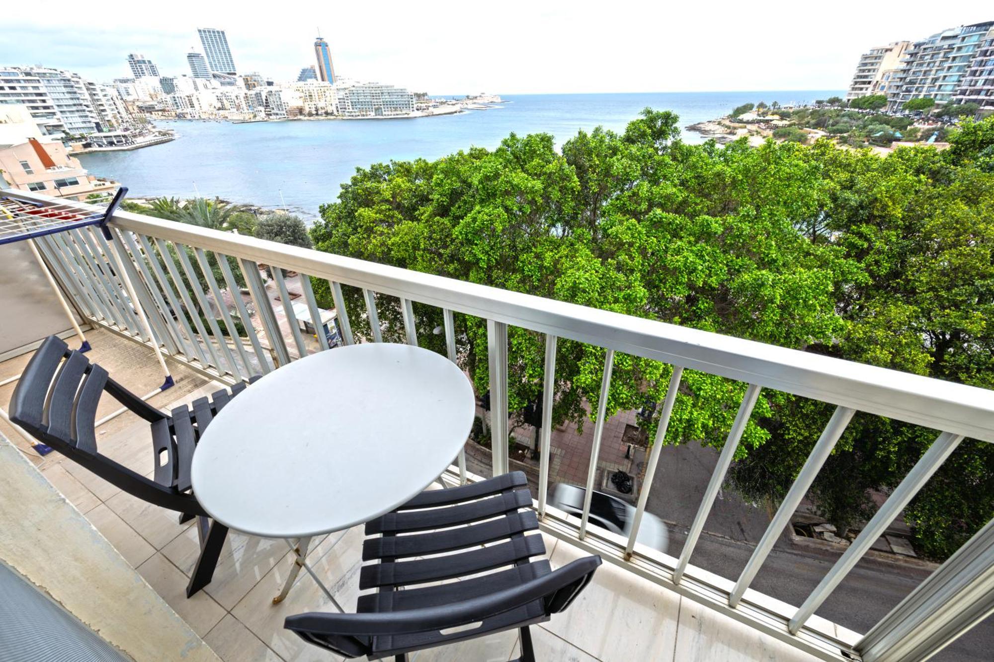 Vic- Seafront Apartment Sliema Extérieur photo